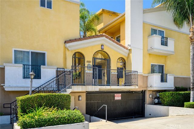 5521 Kester Avenue 23, Sherman Oaks, CA 91411