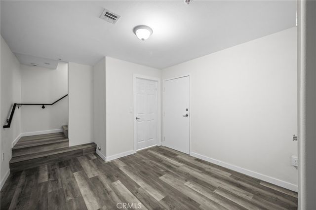 5521 Kester Avenue 23, Sherman Oaks, CA 91411