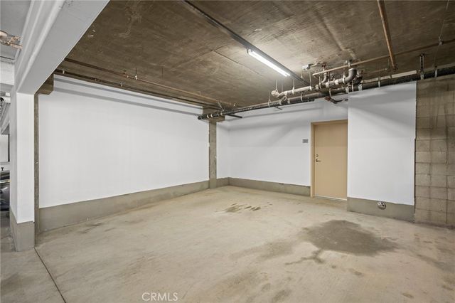 5521 Kester Avenue 23, Sherman Oaks, CA 91411