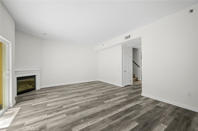 5521 Kester Avenue 23, Sherman Oaks, CA 91411