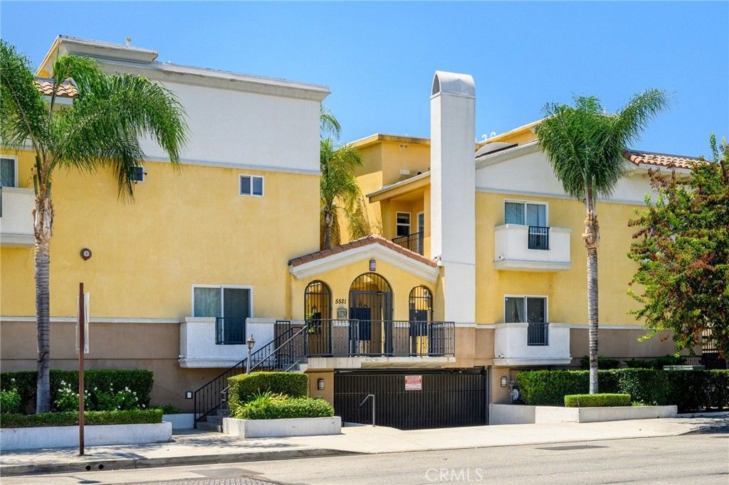 5521 Kester Avenue 23, Sherman Oaks, CA 91411