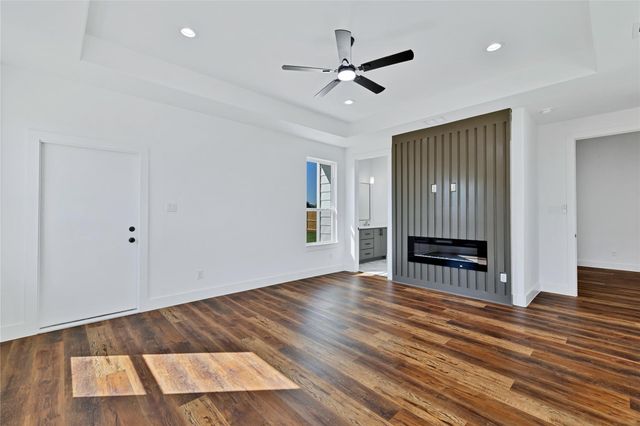 1206 Gannon Lane, Desoto, TX 75115