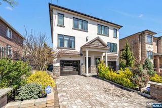 251 Park Avenue, Cliffside Park, NJ 07010
