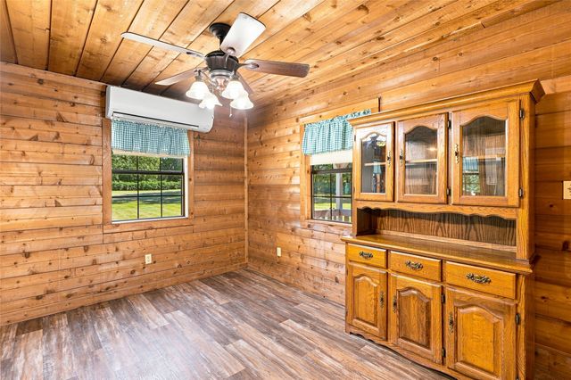 1549 County Road 2130, Telephone, TX 75488