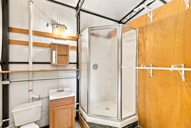 1549 County Road 2130, Telephone, TX 75488