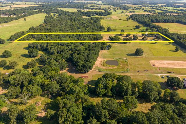 1549 County Road 2130, Telephone, TX 75488