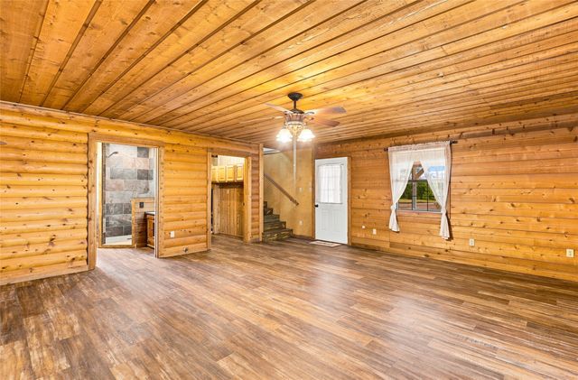 1549 County Road 2130, Telephone, TX 75488