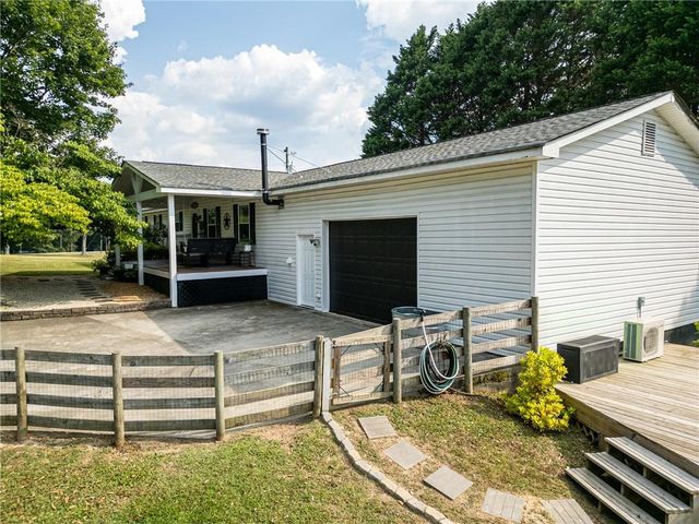 5525 Ashland Farm SW Road, Oxford, GA 30054