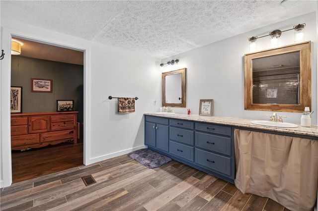 5525 Ashland Farm SW Road, Oxford, GA 30054