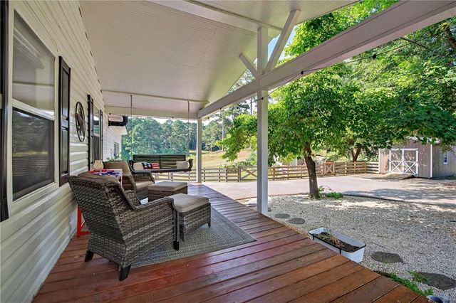 5525 Ashland Farm SW Road, Oxford, GA 30054