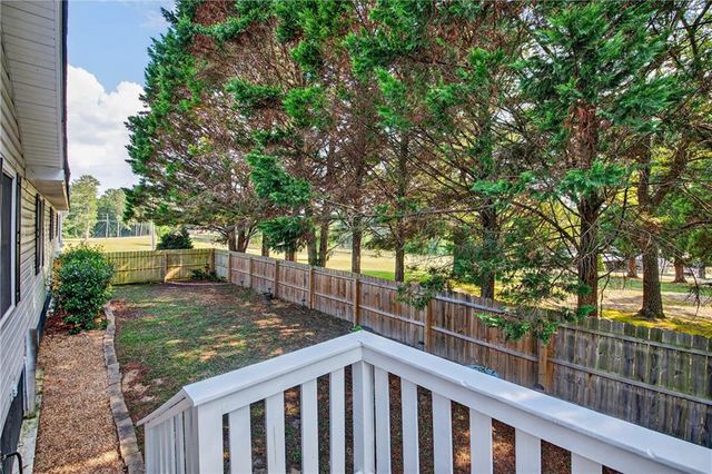 5525 Ashland Farm SW Road, Oxford, GA 30054