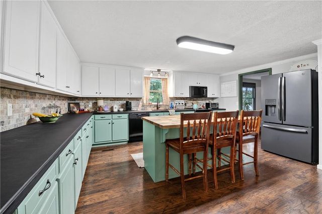 5525 Ashland Farm SW Road, Oxford, GA 30054