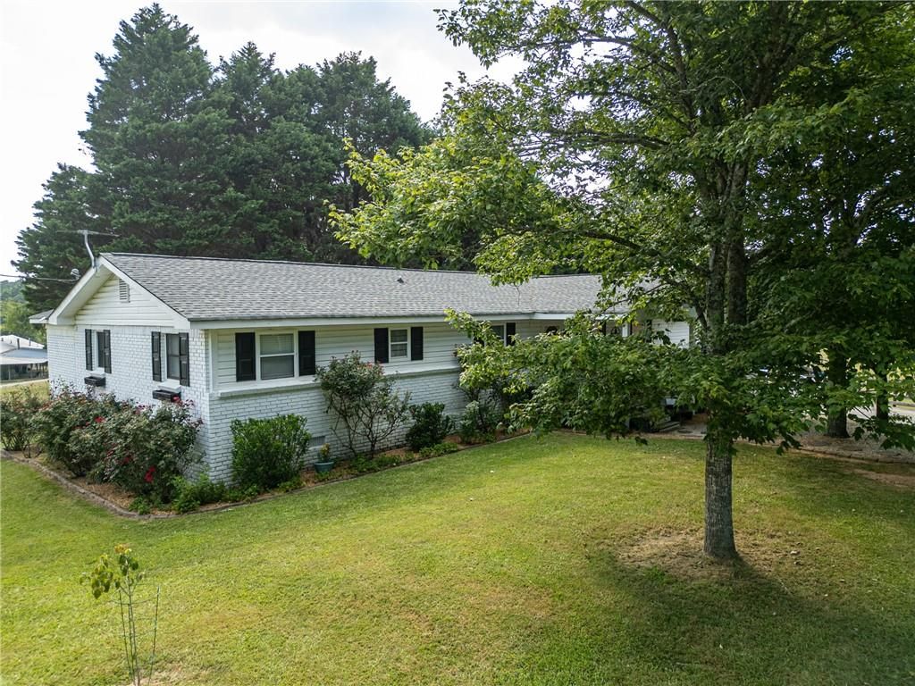 5525 Ashland Farm SW Road, Oxford, GA 30054