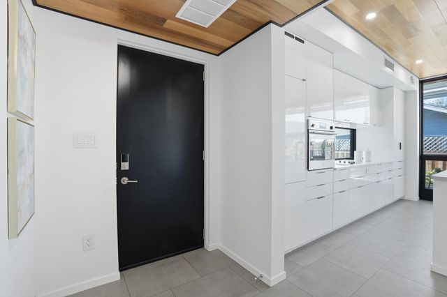 2260 Clarke Avenue, East Palo Alto, CA 94303