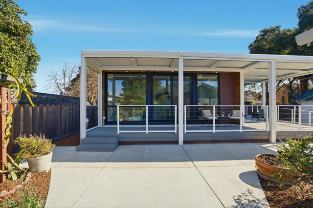 2260 Clarke Avenue, East Palo Alto, CA 94303