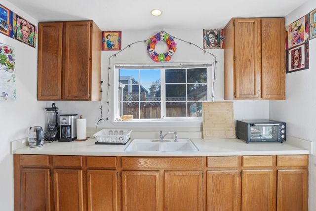2260 Clarke Avenue, East Palo Alto, CA 94303
