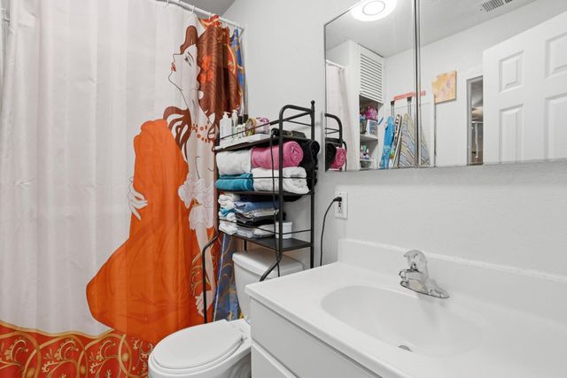2260 Clarke Avenue, East Palo Alto, CA 94303