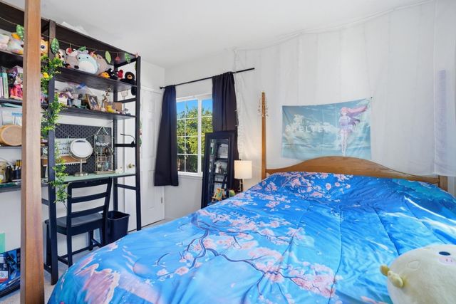 2260 Clarke Avenue, East Palo Alto, CA 94303
