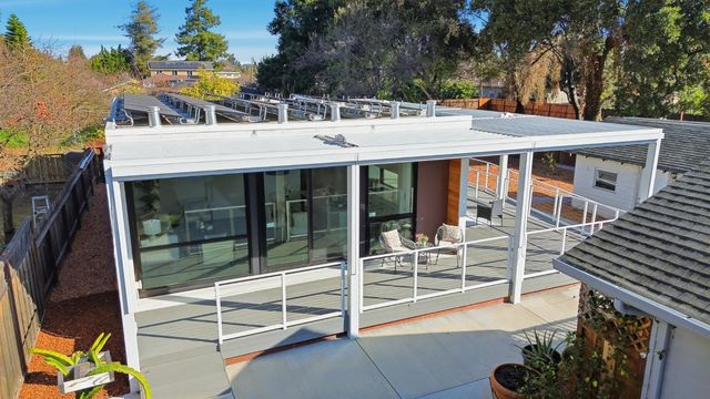2260 Clarke Avenue, East Palo Alto, CA 94303