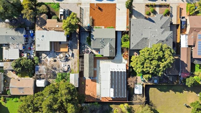 2260 Clarke Avenue, East Palo Alto, CA 94303