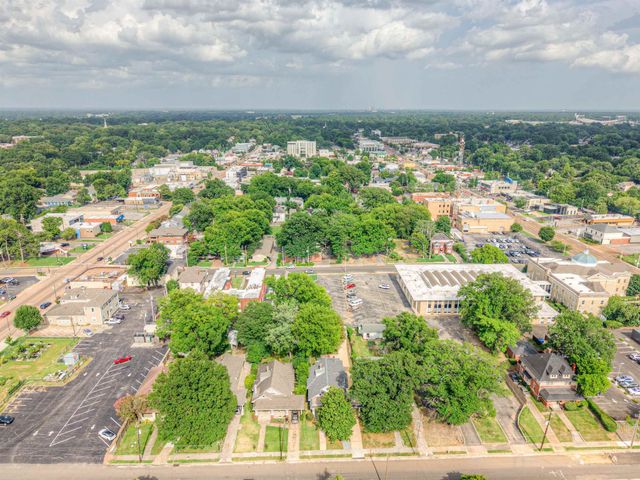 30 S BARKSDALE ST, Memphis, TN 38104