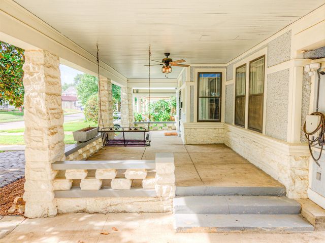 30 S BARKSDALE ST, Memphis, TN 38104