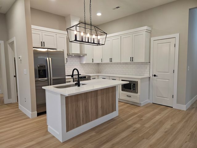 528 Dillon Street, Chesnee, SC 29323