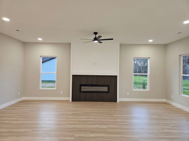 528 Dillon Street, Chesnee, SC 29323