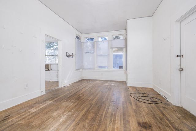 120 S G Street, Tulare, CA 93274