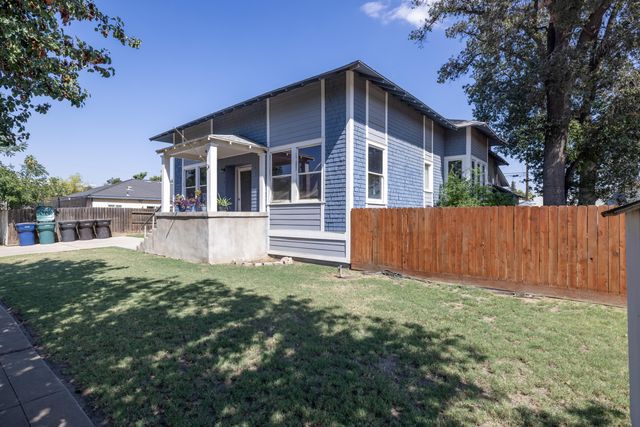 120 S G Street, Tulare, CA 93274