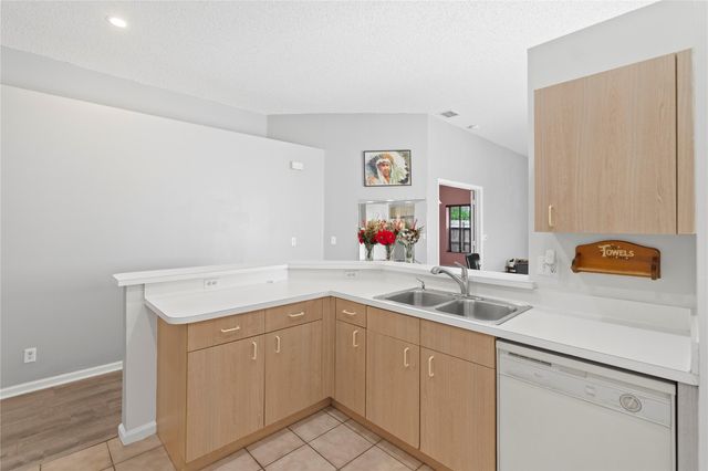 674 NW 183rd Way, Pembroke Pines, FL 33029