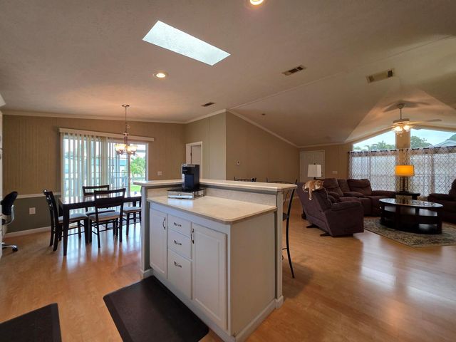 4124 8th Court, Lantana, FL 33462