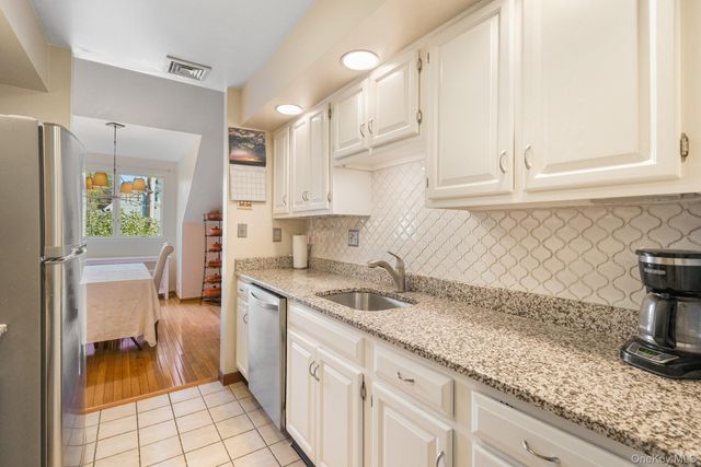 109 High Avenue 302, Nyack, NY 10960