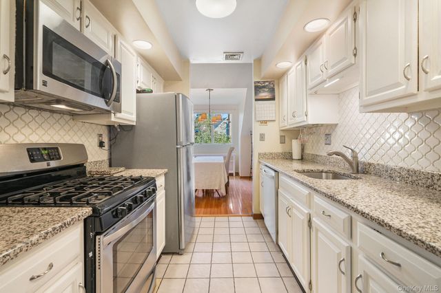 109 High Avenue 302, Nyack, NY 10960