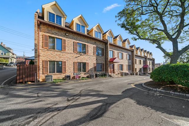 109 High Avenue 302, Nyack, NY 10960