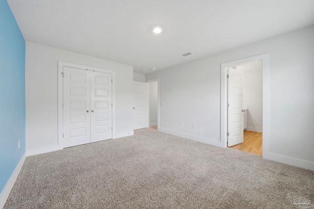 9808 Starling Dr, Pensacola, FL 32506
