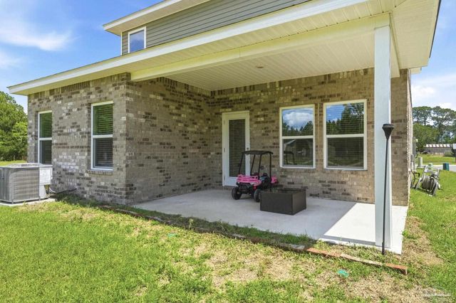 9808 Starling Dr, Pensacola, FL 32506