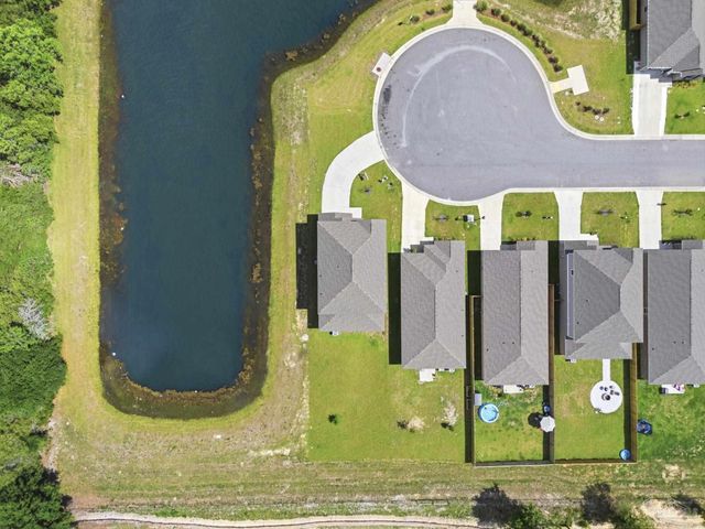 9808 Starling Dr, Pensacola, FL 32506