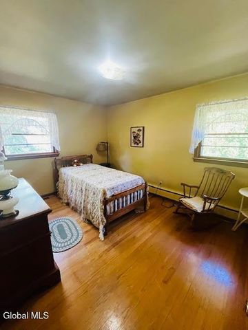 1012 John Alden Lane, Rotterdam, NY 12306