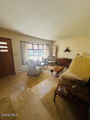 1012 John Alden Lane, Rotterdam, NY 12306