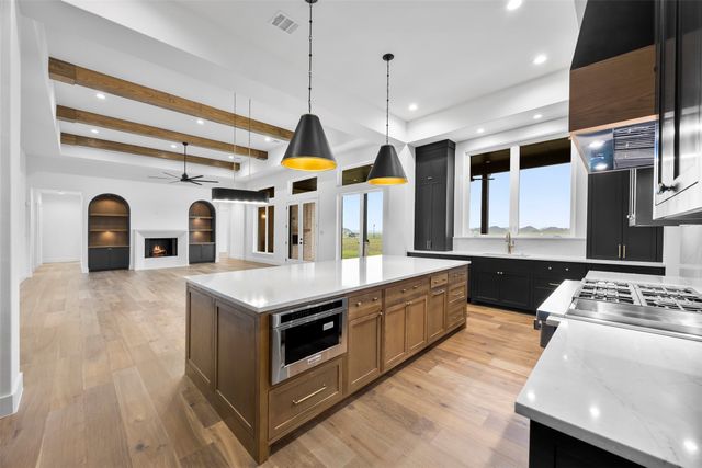 133 Liv Meadow Way, Waxahachie, TX 75165