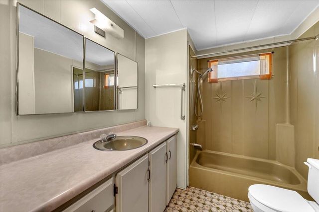 2111 Vallecito Court, Shasta Lake, CA 96019