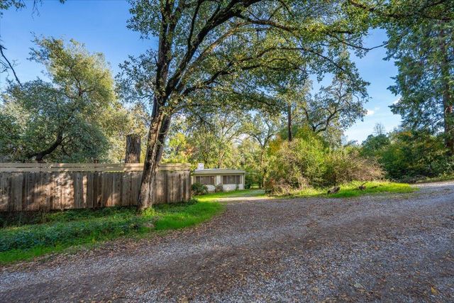 2111 Vallecito Court, Shasta Lake, CA 96019