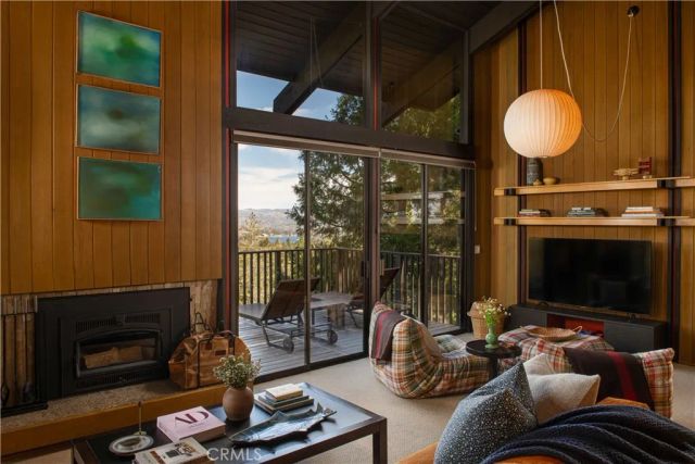 287 Grizzly Road, Lake Arrowhead, CA 92352
