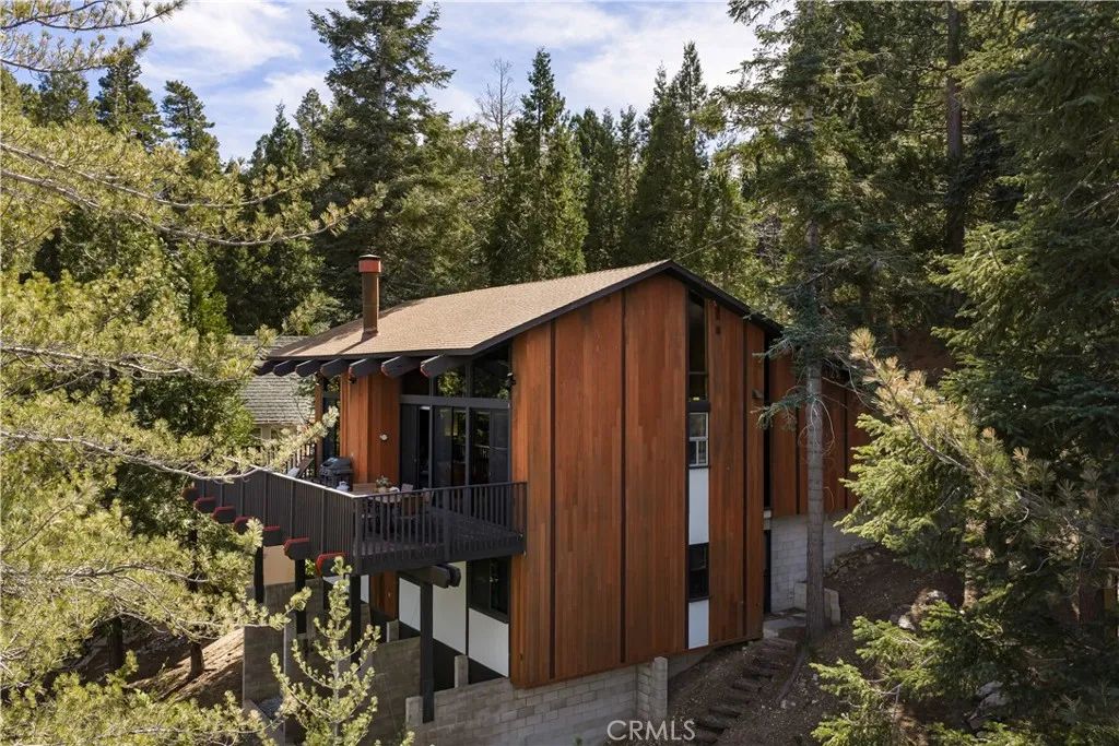 287 Grizzly Road, Lake Arrowhead, CA 92352