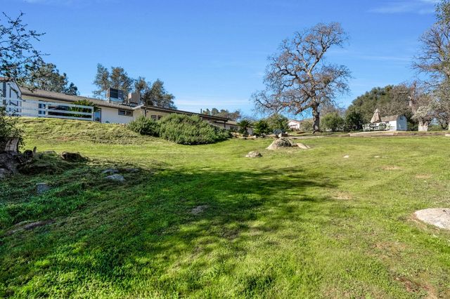 30535 Titan Drive, Coarsegold, CA 93614