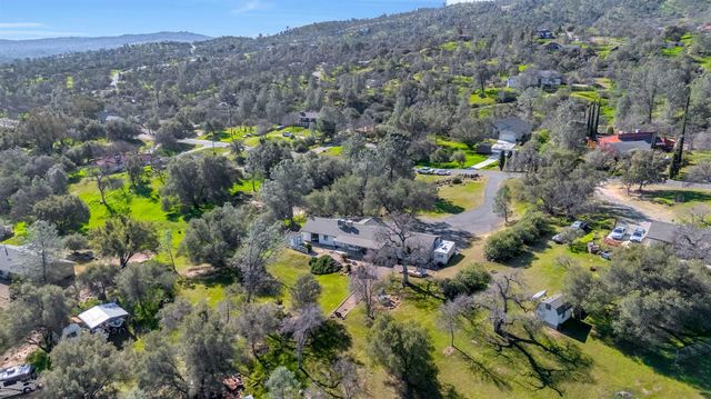 30535 Titan Drive, Coarsegold, CA 93614