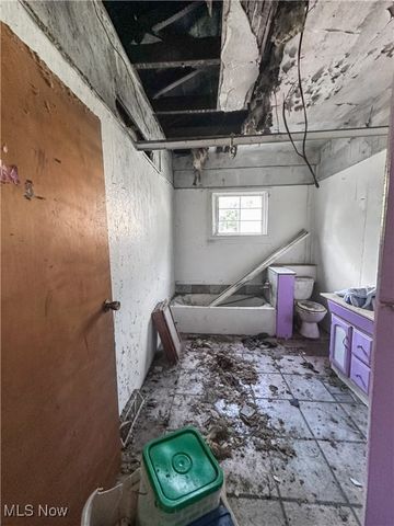 425 Straight Street, New Cumberland, WV 26047