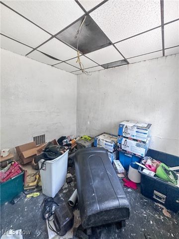 425 Straight Street, New Cumberland, WV 26047