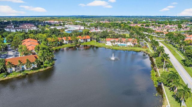 1701 Balfour Point Drive E, West Palm Beach, FL 33411